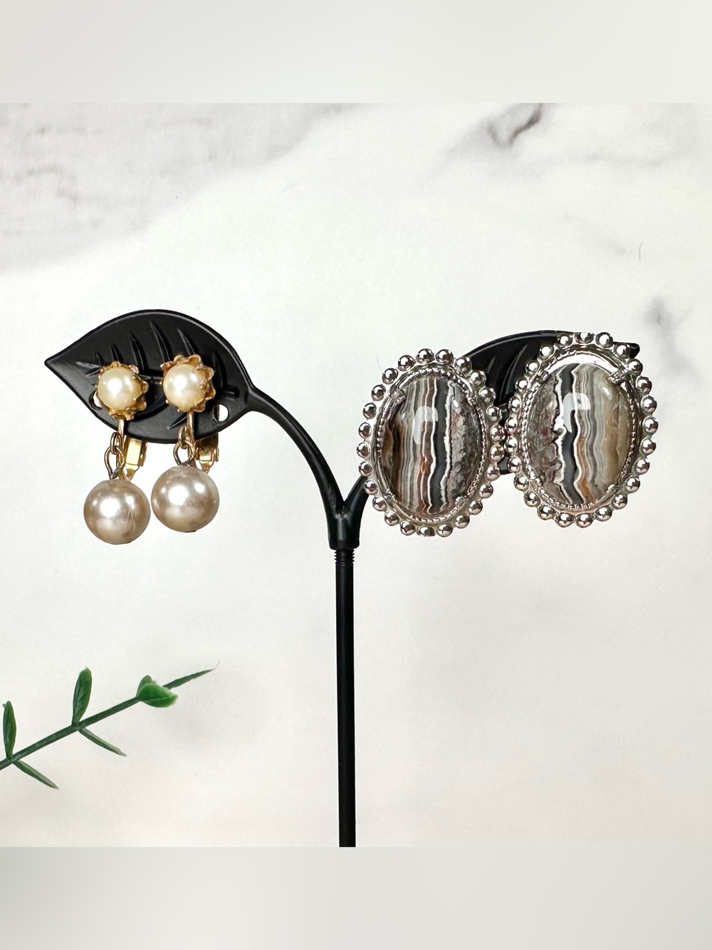 🖤Vintage Miriam Haskell Clip-on Earrings - 2 pairs